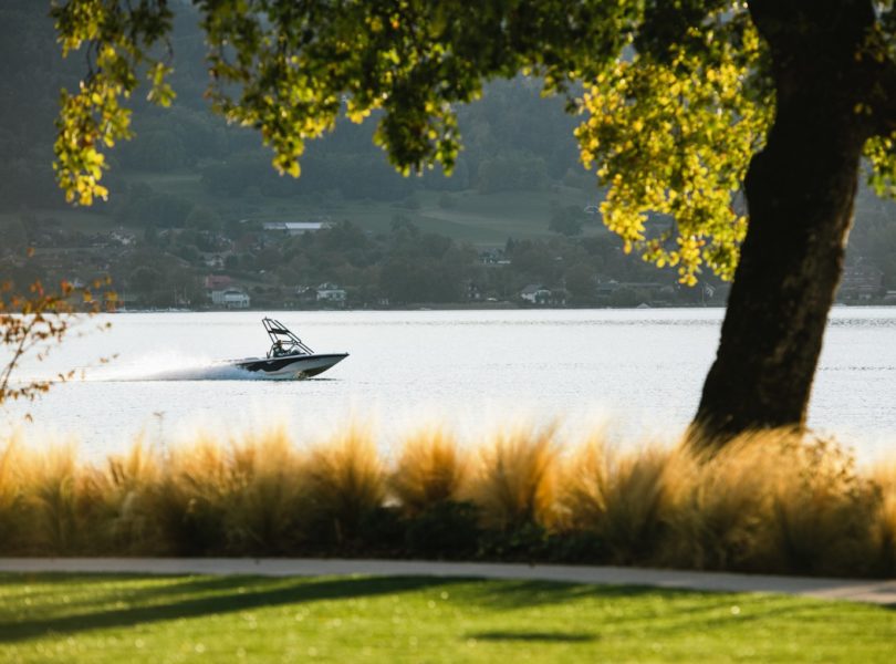 sport nautique sur le lac Annecy